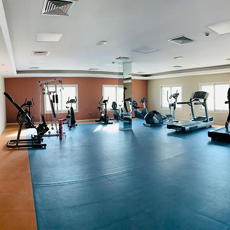 Ostello FEMALE ONLY-AnaRuby Backpackers- Metro Station Mashreq Dubai Esterno foto