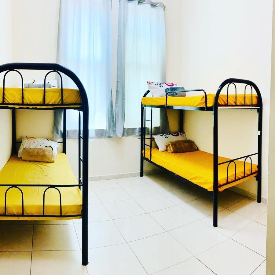 Ostello FEMALE ONLY-AnaRuby Backpackers- Metro Station Mashreq Dubai Esterno foto
